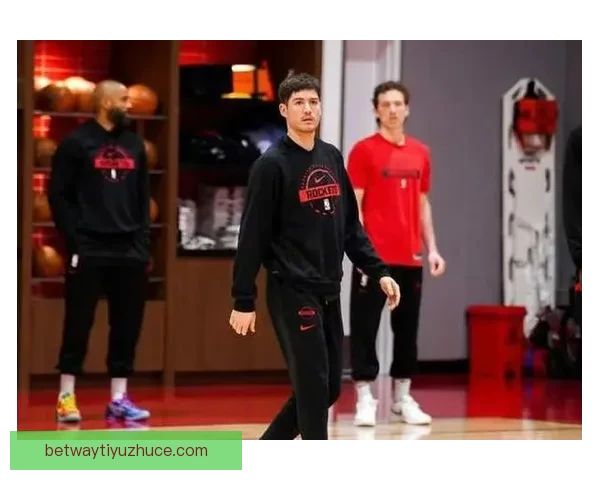 谢泼德感谢队友助攻并分享通过刻苦训练建立投篮信心的心得