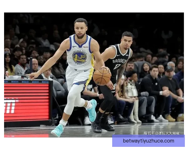 科尔谈梅尔顿拇指伤势困扰及球队第三节崩盘问题